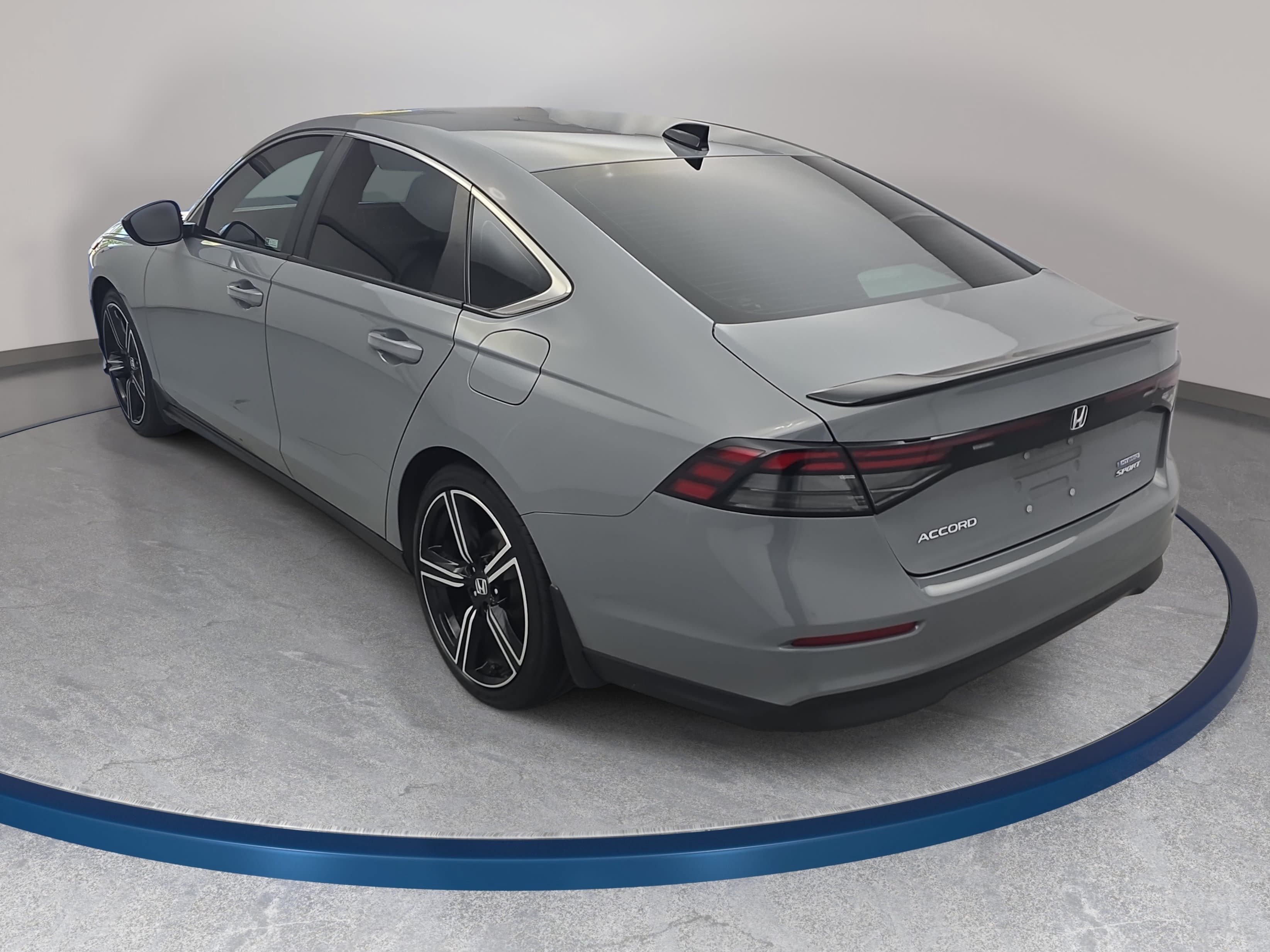 Used 2024 Honda Accord Sport image 7