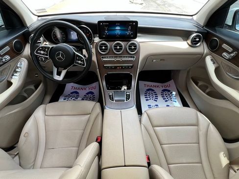 Used 2022 Mercedes-Benz GLC 300 4MATIC image 2