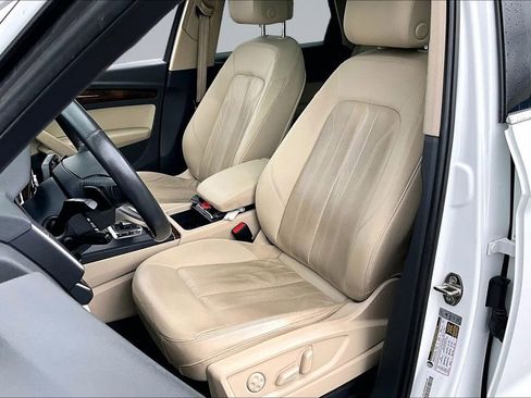 Used 2018 Audi Q5 2.0T Premium Plus AWD/4WD image 24