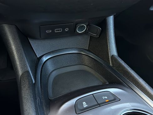 Used 2024 Chevrolet Malibu LT FWD image 19