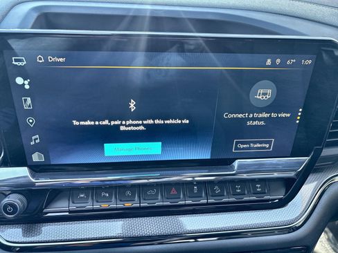 Used 2024 Chevrolet Silverado 1500 ZR2 w/ Technology Package image 23