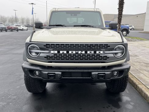 New 2025 Ford Bronco Badlands AWD/4WD image 5
