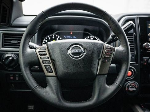 Used 2024 Nissan Titan SV w/ SV Bronze Edition Package image 4