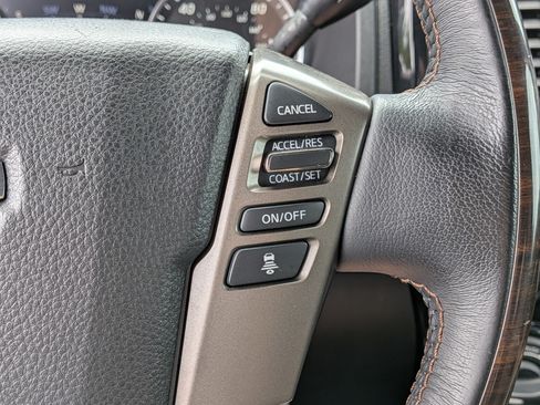 Used 2021 Nissan Titan Platinum Reserve w/ Moonroof Package AWD/4WD image 25