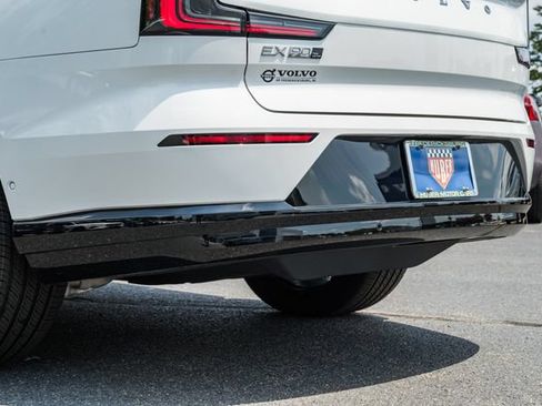 New 2026 Volvo EX90 Ultra AWD/4WD image 7
