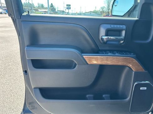 Used 2016 Chevrolet Silverado 1500 LTZ w/ Sport Package AWD/4WD image 22