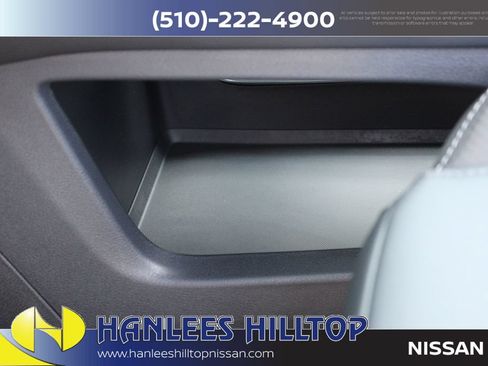 New 2026 Nissan Pathfinder SL w/ SL Premium Package AWD/4WD image 15