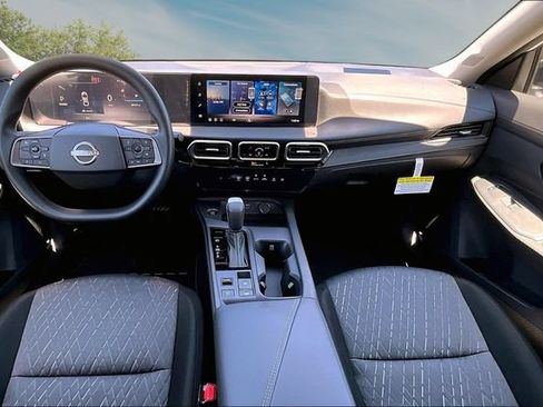 New 2027 Nissan Sentra SV FWD image 5