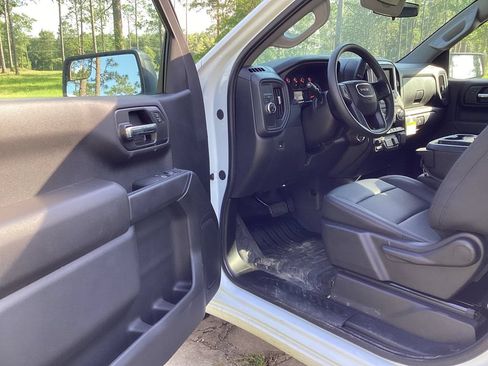 New 2026 GMC Sierra 1500 Pro w/ Pro Value Package RWD image 10