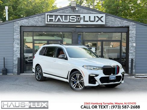 Used 2021 BMW X7 M50i AWD/4WD image 1