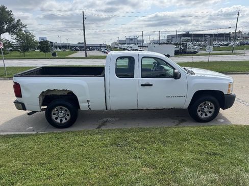 Used 2008 Chevrolet Silverado 1500 W/T w/ Towing Package RWD image 6