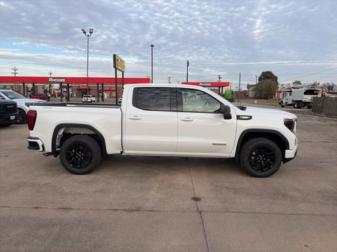 New 2026 GMC Sierra 1500 Elevation image 7