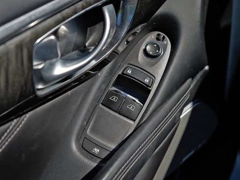 Used 2018 INFINITI Q60 3.0t Luxe w/ Sensory Package 3.0T Luxe image 16