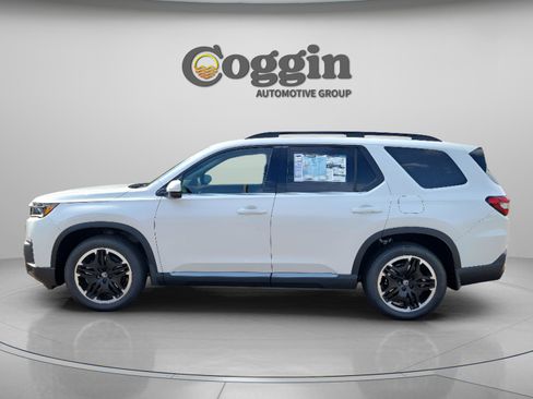 New 2026 Honda Pilot image 2