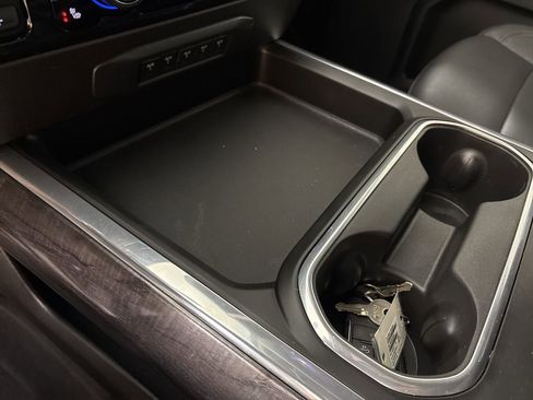 Used 2025 Chevrolet Silverado 2500 LTZ w/ LTZ Premium Package image 41