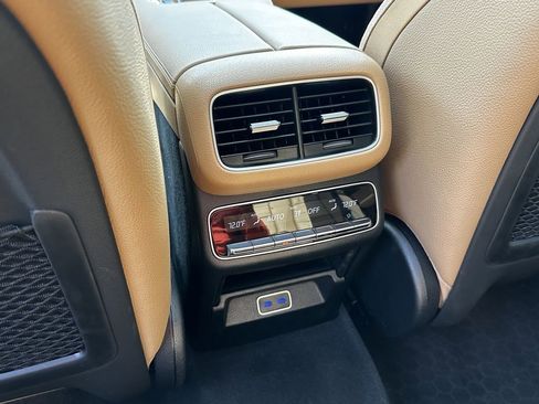 Certified 2025 Mercedes-Benz GLE 350 4MATIC image 26
