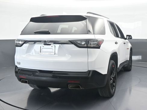 Used 2021 Chevrolet Traverse Premier w/ Redline Edition image 5
