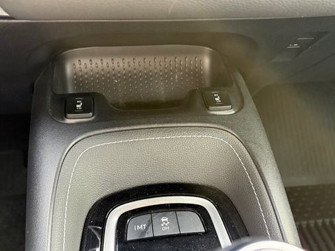 Used 2022 Toyota Corolla XSE image 21