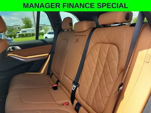 Used 2023 BMW X5 xDrive40i AWD/4WD image 11