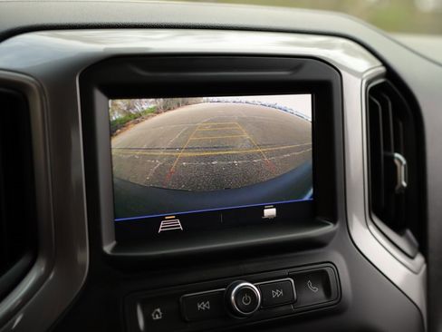 Used 2021 Chevrolet Silverado 1500 Custom w/ LPO, Dark Essentials Package image 15