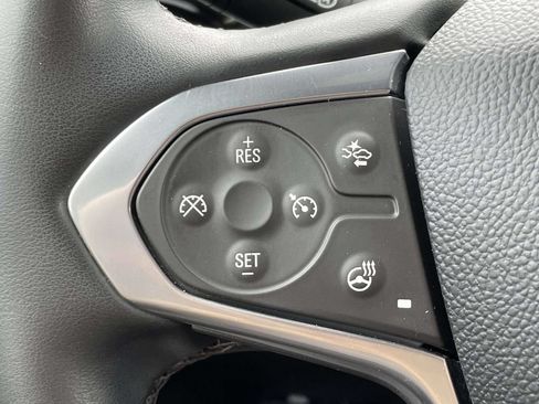 Used 2023 Chevrolet Traverse Premier AWD/4WD image 33