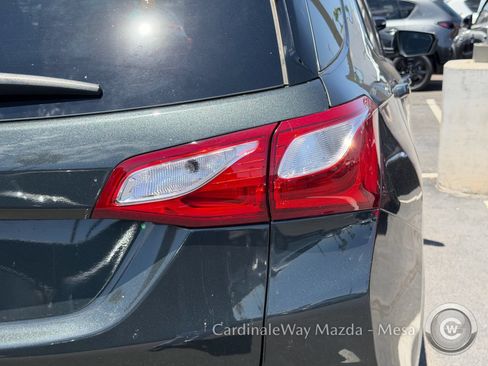 Used 2020 Chevrolet Equinox LT FWD image 11