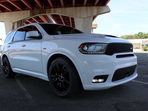 Used 2018 Dodge Durango SRT w/ SRT Interior Appearance Group AWD/4WD image 4