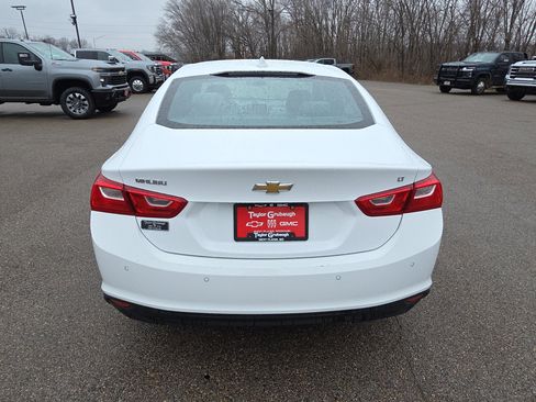 Used 2025 Chevrolet Malibu LT image 7