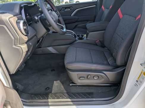 New 2025 Chevrolet Colorado Z71 w/ Midnight Edition image 14