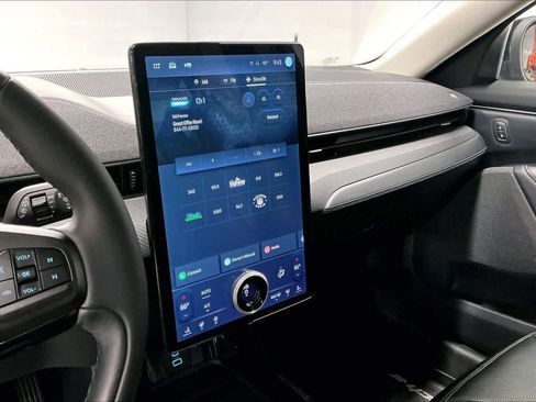 Used 2021 Ford Mustang Mach-E Premium image 36