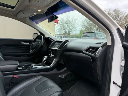 Used 2017 Ford Edge Titanium w/ Equipment Group 301A image 19