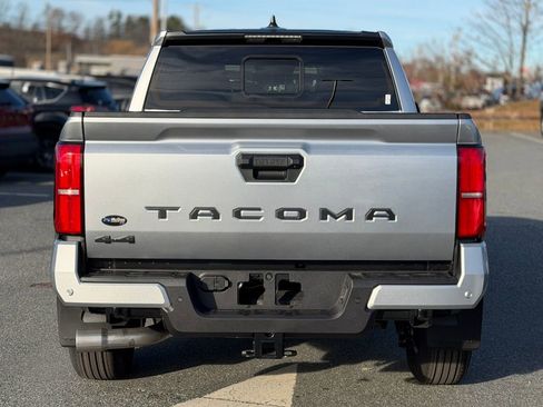New 2025 Toyota Tacoma SR5 image 4