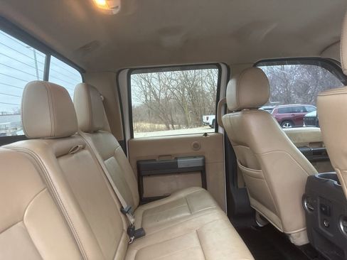 Used 2013 Ford F250 Lariat w/ Chrome Pkg image 13