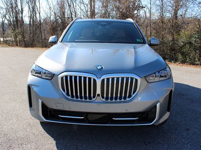 New 2026 BMW X5 xDrive50e w/ Climate Comfort Package