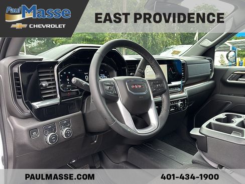 Certified 2024 GMC Sierra 1500 Elevation w/ LPO, Elevation Black Package AWD/4WD image 19