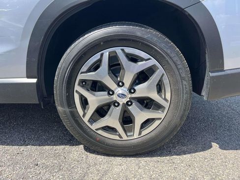 Used 2022 Subaru Forester Premium AWD/4WD image 10