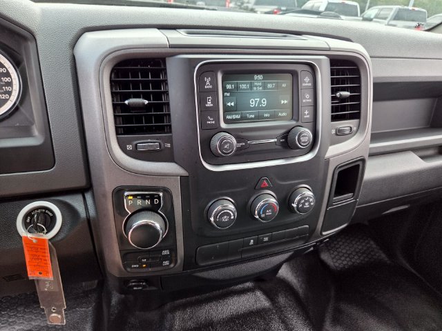 Used 2018 RAM 1500 Tradesman w/ Chrome Appearance Group AWD/4WD image 22