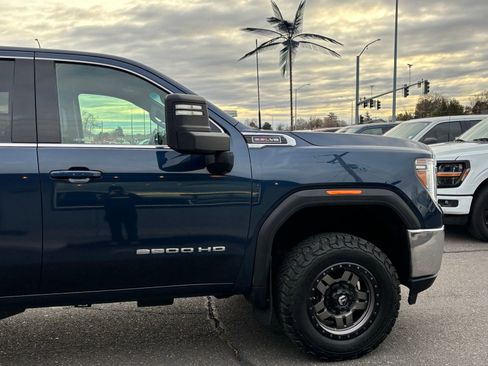 Used 2021 GMC Sierra 2500 SLE image 5