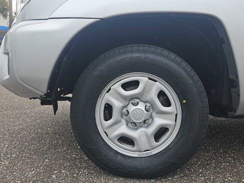 Used 2012 Toyota Tacoma 2WD Double Cab image 18