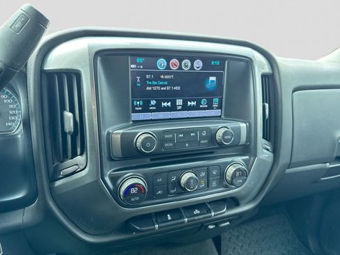 Used 2018 Chevrolet Silverado 1500 LT w/ All Star Edition AWD/4WD image 25