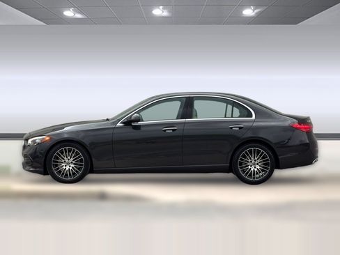 Used 2026 Mercedes-Benz C 300 4MATIC Sedan image 2