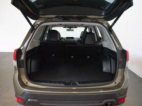 Certified 2023 Subaru Forester Limited AWD/4WD image 25