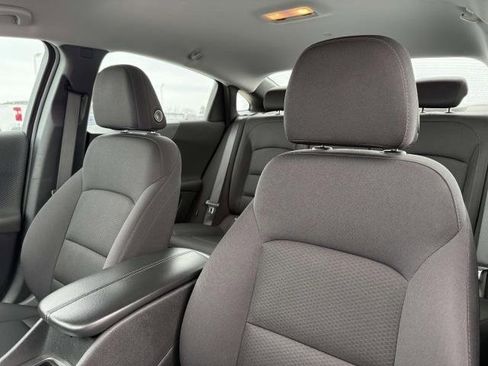 Used 2024 Chevrolet Malibu LT image 11