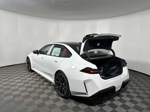 New 2026 BMW M5 w/ Carbon Package image 19