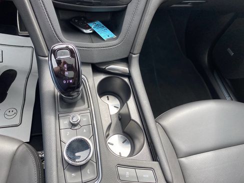 Used 2024 Cadillac XT5 Sportv w/ Technology Package AWD/4WD image 39