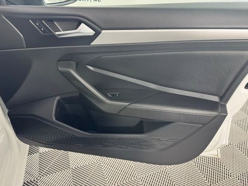 Used 2022 Volkswagen Jetta S image 26