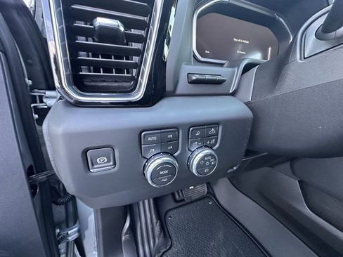 New 2026 GMC Sierra 2500 Denali w/ Denali Reserve Package image 17