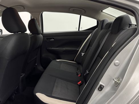 Used 2021 Nissan Versa SV image 21