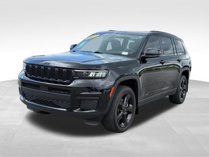 Used 2023 Jeep Grand Cherokee L Laredo