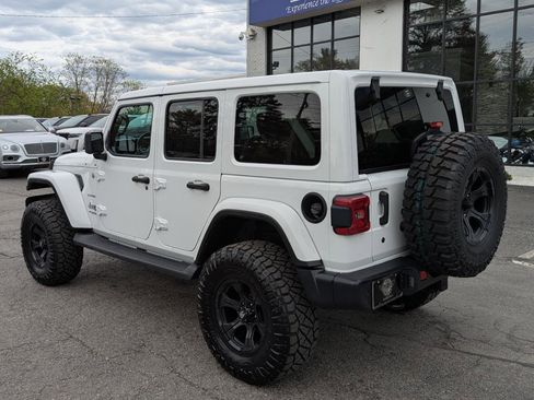 Used 2018 Jeep Wrangler Unlimited Sahara w/ Dual Top Group AWD/4WD image 10